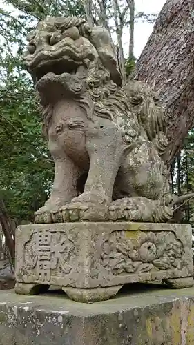 栗沢神社の狛犬