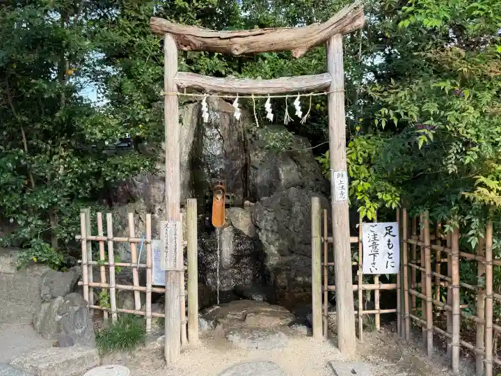 越ヶ谷久伊豆神社の{uncategorized: "未分類", other: "その他", undefined: "問題あり", building: "その他建物", grave: "お墓", sacred_gate: "鳥居", guardian: "狛犬", statue: "像", buddha: "仏像", history: "歴史", nature: "自然", garden: "庭園", animal: "動物", pagoda: "塔", temizu: "手水舎", mountain_gate: "山門・神門", sanctuary: "本殿・本堂", subordinate: "末社・摂社", art: "芸術", scenery: "景色", jizo: "地蔵", ema: "絵馬", goshuin: "御朱印", omikuji: "おみくじ", items: "授与品その他", amulet: "お守り", goshuincho: "御朱印帳", eats: "食事", festival: "お祭り", votive_dance: "神楽", shichigosan: "七五三参", wedding: "結婚式", experience: "体験その他", initially: "初詣", around: "周辺", anti_infection: "感染症対策"}