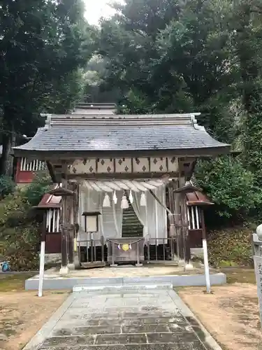 染羽天石勝神社の本殿