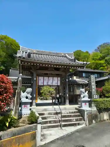 妙圓寺の{uncategorized: "未分類", other: "その他", undefined: "問題あり", building: "その他建物", grave: "お墓", sacred_gate: "鳥居", guardian: "狛犬", statue: "像", buddha: "仏像", history: "歴史", nature: "自然", garden: "庭園", animal: "動物", pagoda: "塔", temizu: "手水舎", mountain_gate: "山門・神門", sanctuary: "本殿・本堂", subordinate: "末社・摂社", art: "芸術", scenery: "景色", jizo: "地蔵", ema: "絵馬", goshuin: "御朱印", omikuji: "おみくじ", items: "授与品その他", amulet: "お守り", goshuincho: "御朱印帳", eats: "食事", festival: "お祭り", votive_dance: "神楽", shichigosan: "七五三参", wedding: "結婚式", experience: "体験その他", initially: "初詣", around: "周辺", anti_infection: "感染症対策"}