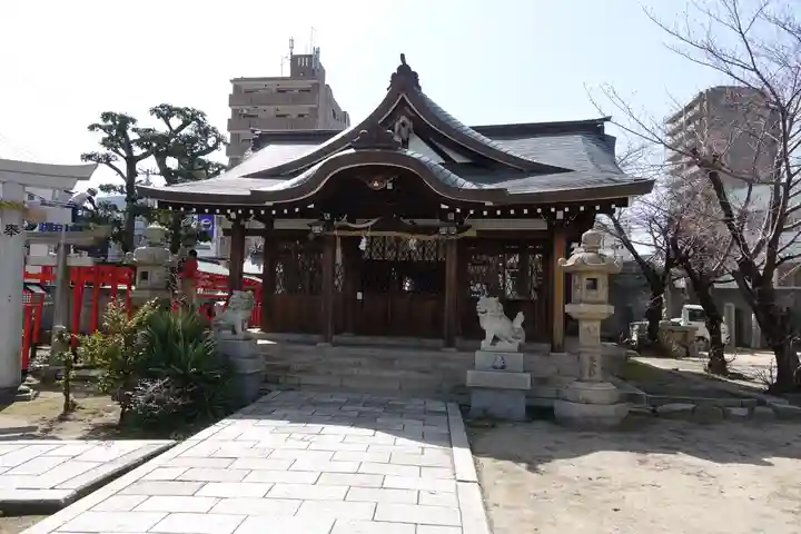 八宮神社の本殿・本堂