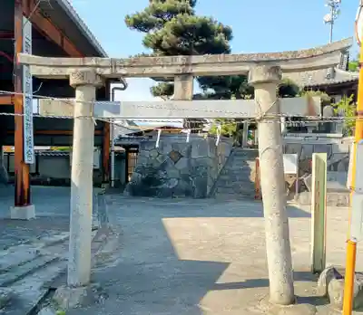 水上稲荷社(山梨県)