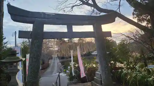 鏡石鹿嶋神社 ＊安産・開運・勝利の神さま＊の鳥居