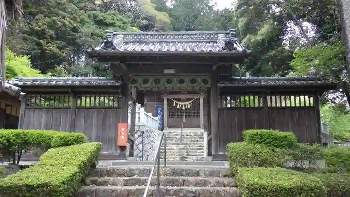 熊野神社の山門・神門