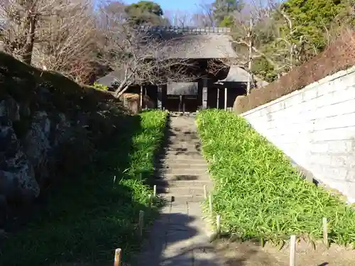 横浜　西方寺の山門・神門