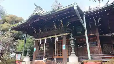 三囲神社の本殿・本堂