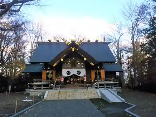 旭川神社の本殿