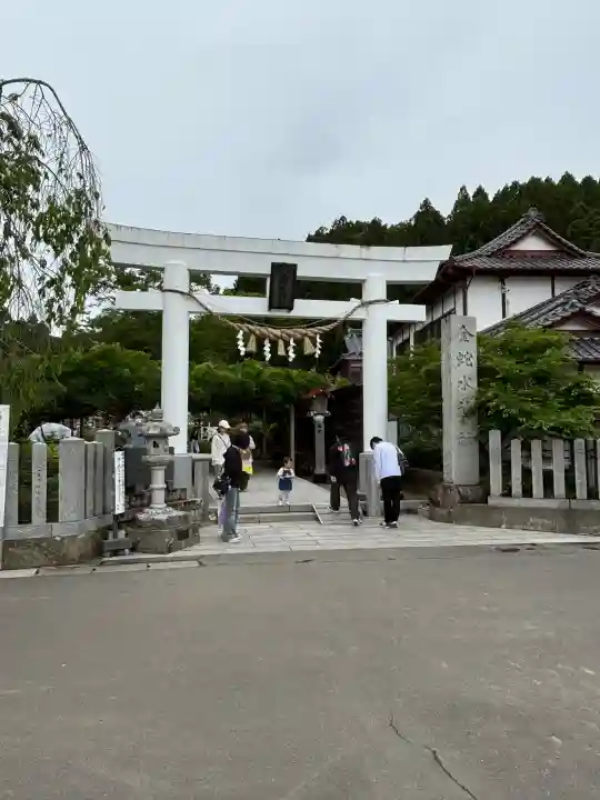 金蛇水神社の鳥居