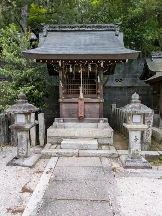 今宮神社の{uncategorized: "未分類", other: "その他", undefined: "問題あり", building: "その他建物", grave: "お墓", sacred_gate: "鳥居", guardian: "狛犬", statue: "像", buddha: "仏像", history: "歴史", nature: "自然", garden: "庭園", animal: "動物", pagoda: "塔", temizu: "手水舎", mountain_gate: "山門・神門", sanctuary: "本殿・本堂", subordinate: "末社・摂社", art: "芸術", scenery: "景色", jizo: "地蔵", ema: "絵馬", goshuin: "御朱印", omikuji: "おみくじ", items: "授与品その他", amulet: "お守り", goshuincho: "御朱印帳", eats: "食事", festival: "お祭り", votive_dance: "神楽", shichigosan: "七五三参", wedding: "結婚式", experience: "体験その他", initially: "初詣", around: "周辺", anti_infection: "感染症対策"}