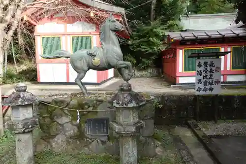 畝火山口神社の狛犬