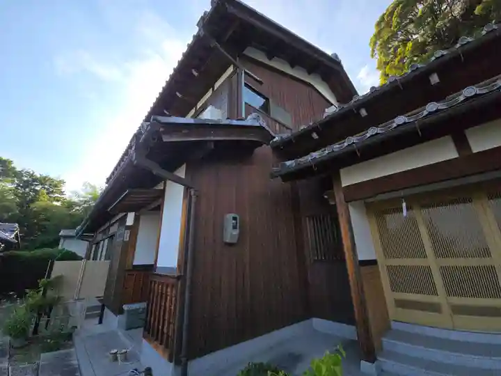 行満坊(滋賀県)