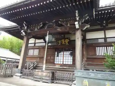 妙蓮寺の本殿・本堂