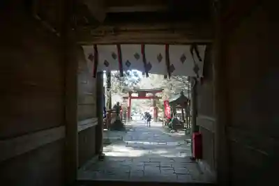 鷲子山上神社の山門・神門
