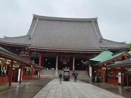 浅草寺の本殿・本堂