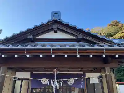 外川神社の{uncategorized: "未分類", other: "その他", undefined: "問題あり", building: "その他建物", grave: "お墓", sacred_gate: "鳥居", guardian: "狛犬", statue: "像", buddha: "仏像", history: "歴史", nature: "自然", garden: "庭園", animal: "動物", pagoda: "塔", temizu: "手水舎", mountain_gate: "山門・神門", sanctuary: "本殿・本堂", subordinate: "末社・摂社", art: "芸術", scenery: "景色", jizo: "地蔵", ema: "絵馬", goshuin: "御朱印", omikuji: "おみくじ", items: "授与品その他", amulet: "お守り", goshuincho: "御朱印帳", eats: "食事", festival: "お祭り", votive_dance: "神楽", shichigosan: "七五三参", wedding: "結婚式", experience: "体験その他", initially: "初詣", around: "周辺", anti_infection: "感染症対策"}