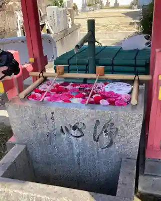 愛染堂勝鬘院の手水舎