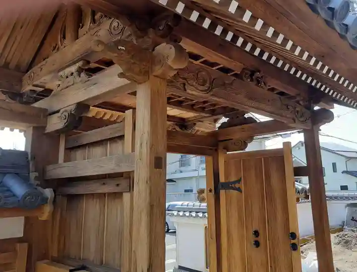 明覚寺の山門・神門