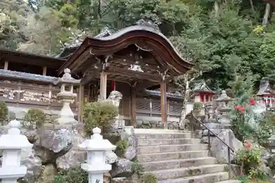 玉津岡神社の本殿・本堂
