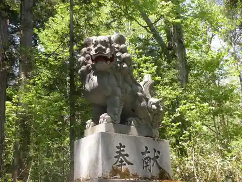 戸隠神社奥社の狛犬