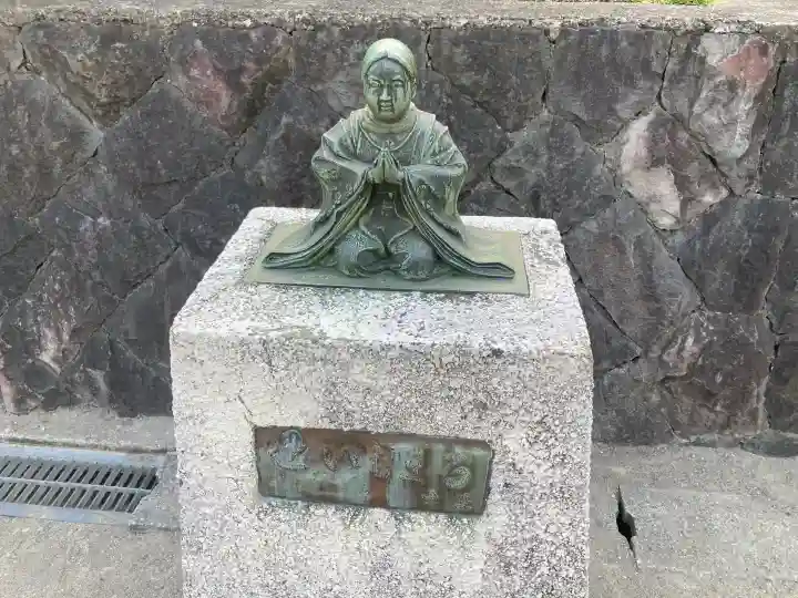正業寺の{uncategorized: "未分類", other: "その他", undefined: "問題あり", building: "その他建物", grave: "お墓", sacred_gate: "鳥居", guardian: "狛犬", statue: "像", buddha: "仏像", history: "歴史", nature: "自然", garden: "庭園", animal: "動物", pagoda: "塔", temizu: "手水舎", mountain_gate: "山門・神門", sanctuary: "本殿・本堂", subordinate: "末社・摂社", art: "芸術", scenery: "景色", jizo: "地蔵", ema: "絵馬", goshuin: "御朱印", omikuji: "おみくじ", items: "授与品その他", amulet: "お守り", goshuincho: "御朱印帳", eats: "食事", festival: "お祭り", votive_dance: "神楽", shichigosan: "七五三参", wedding: "結婚式", experience: "体験その他", initially: "初詣", around: "周辺", anti_infection: "感染症対策"}