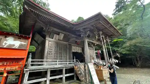 登米神社の本殿