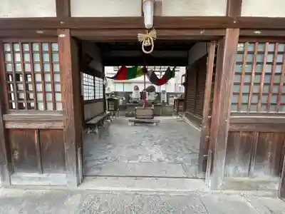 源内塚(薬師堂)(滋賀県)