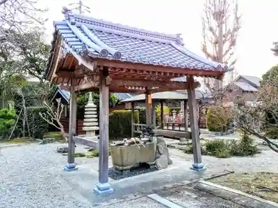 高布山 金勝寺の手水舎