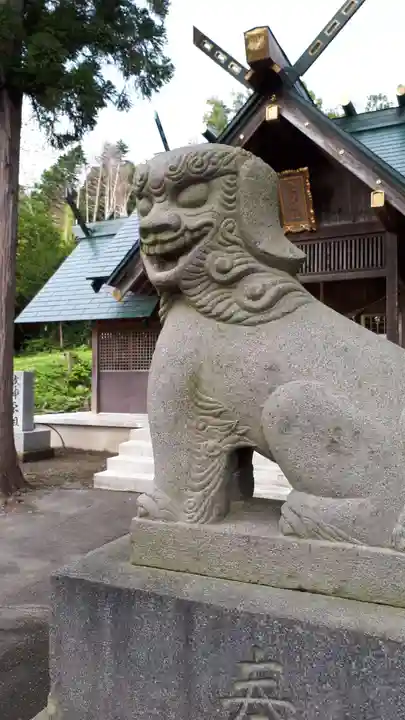 壮瞥神社の狛犬