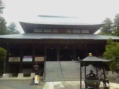 高蔵寺の本殿・本堂