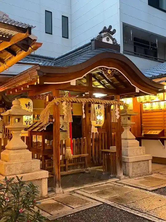 白山神社の本殿・本堂