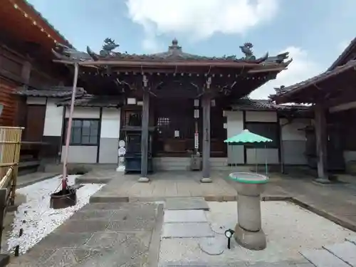 妙楽寺の本殿・本堂