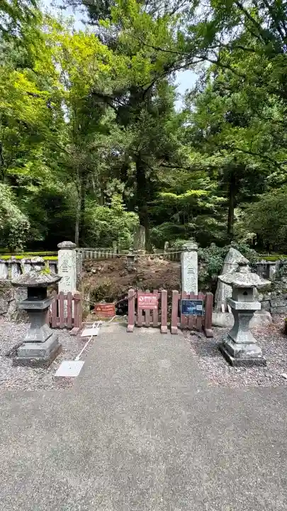 人穴浅間神社(静岡県)