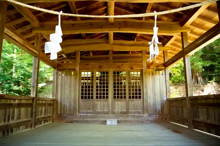 新海三社神社(長野県)