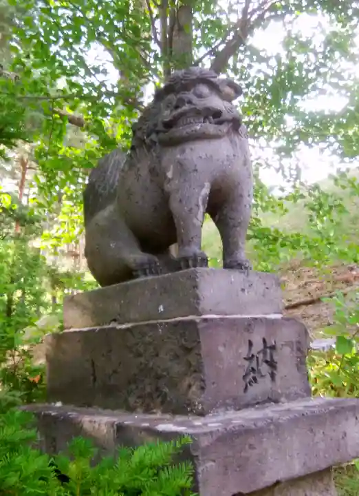 中富良野神社の狛犬