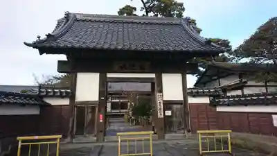 広済寺の山門・神門