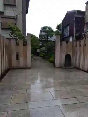 成就院の山門・神門