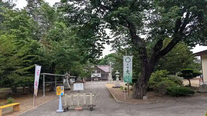 鹿追神社の庭園