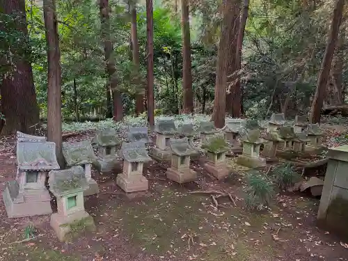 胎安神社の末社