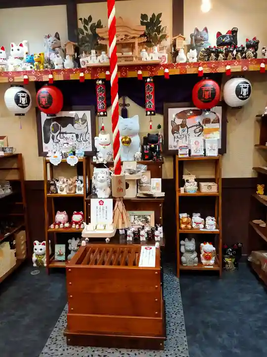 長崎尾曲がり猫神社のその他建物