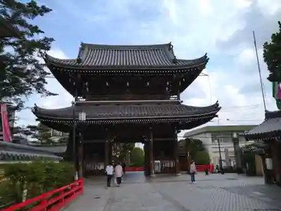 中山寺の山門・神門