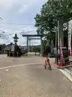 多度大社の{uncategorized: "未分類", other: "その他", undefined: "問題あり", building: "その他建物", grave: "お墓", sacred_gate: "鳥居", guardian: "狛犬", statue: "像", buddha: "仏像", history: "歴史", nature: "自然", garden: "庭園", animal: "動物", pagoda: "塔", temizu: "手水舎", mountain_gate: "山門・神門", sanctuary: "本殿・本堂", subordinate: "末社・摂社", art: "芸術", scenery: "景色", jizo: "地蔵", ema: "絵馬", goshuin: "御朱印", omikuji: "おみくじ", items: "授与品その他", amulet: "お守り", goshuincho: "御朱印帳", eats: "食事", festival: "お祭り", votive_dance: "神楽", shichigosan: "七五三参", wedding: "結婚式", experience: "体験その他", initially: "初詣", around: "周辺", anti_infection: "感染症対策"}