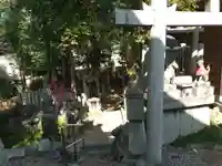 花山稲荷神社の末社・摂社