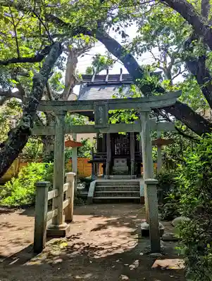 宝戒寺の末社・摂社