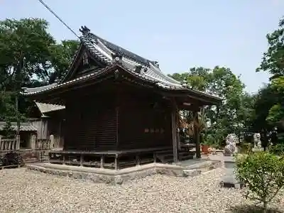 岩崎神社の本殿