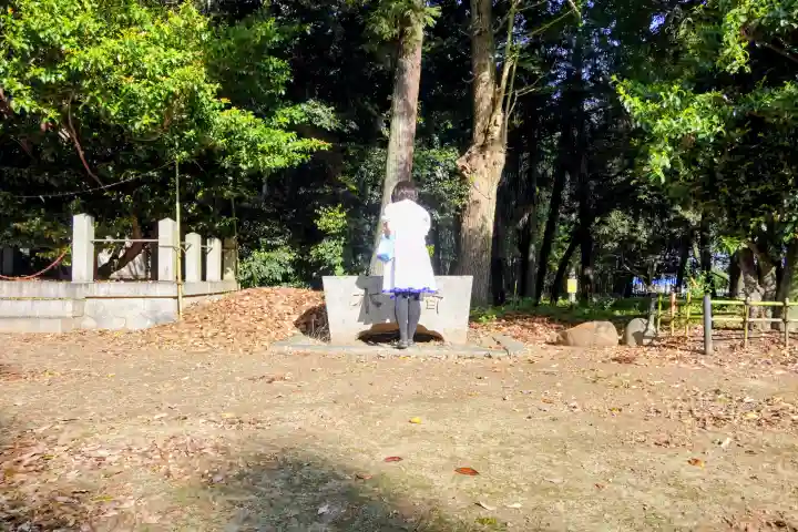 村高天神社の{uncategorized: "未分類", other: "その他", undefined: "問題あり", building: "その他建物", grave: "お墓", sacred_gate: "鳥居", guardian: "狛犬", statue: "像", buddha: "仏像", history: "歴史", nature: "自然", garden: "庭園", animal: "動物", pagoda: "塔", temizu: "手水舎", mountain_gate: "山門・神門", sanctuary: "本殿・本堂", subordinate: "末社・摂社", art: "芸術", scenery: "景色", jizo: "地蔵", ema: "絵馬", goshuin: "御朱印", omikuji: "おみくじ", items: "授与品その他", amulet: "お守り", goshuincho: "御朱印帳", eats: "食事", festival: "お祭り", votive_dance: "神楽", shichigosan: "七五三参", wedding: "結婚式", experience: "体験その他", initially: "初詣", around: "周辺", anti_infection: "感染症対策"}