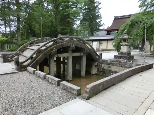 多賀大社の建物その他