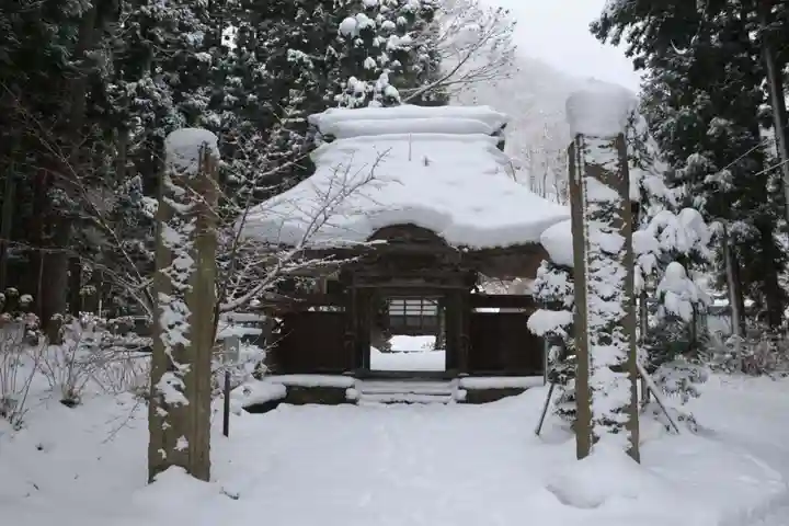 観音寺の山門・神門