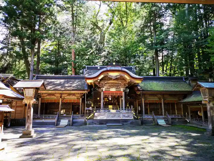 諏訪大社の本殿・本堂