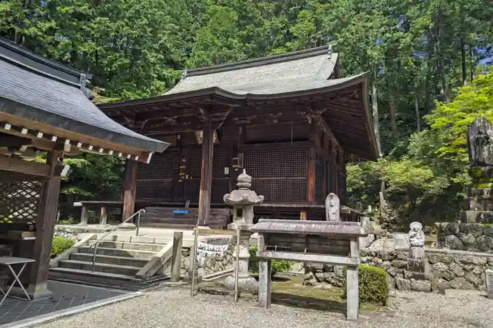 延算寺の本殿・本堂
