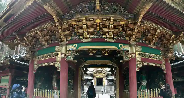 輪王寺の山門・神門